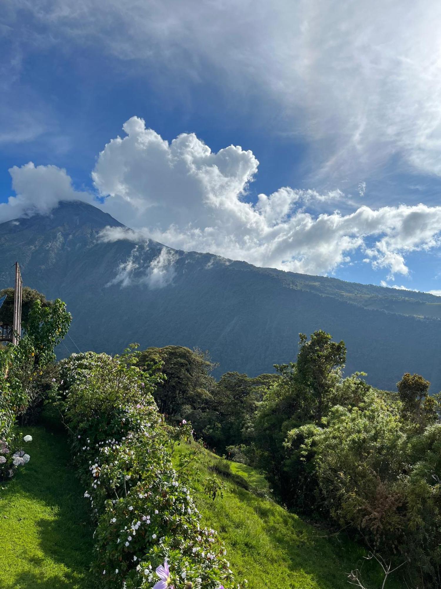 באניוס Premium Holiday Cabin - Spectacular Tungurahua Volcano View מראה חיצוני תמונה